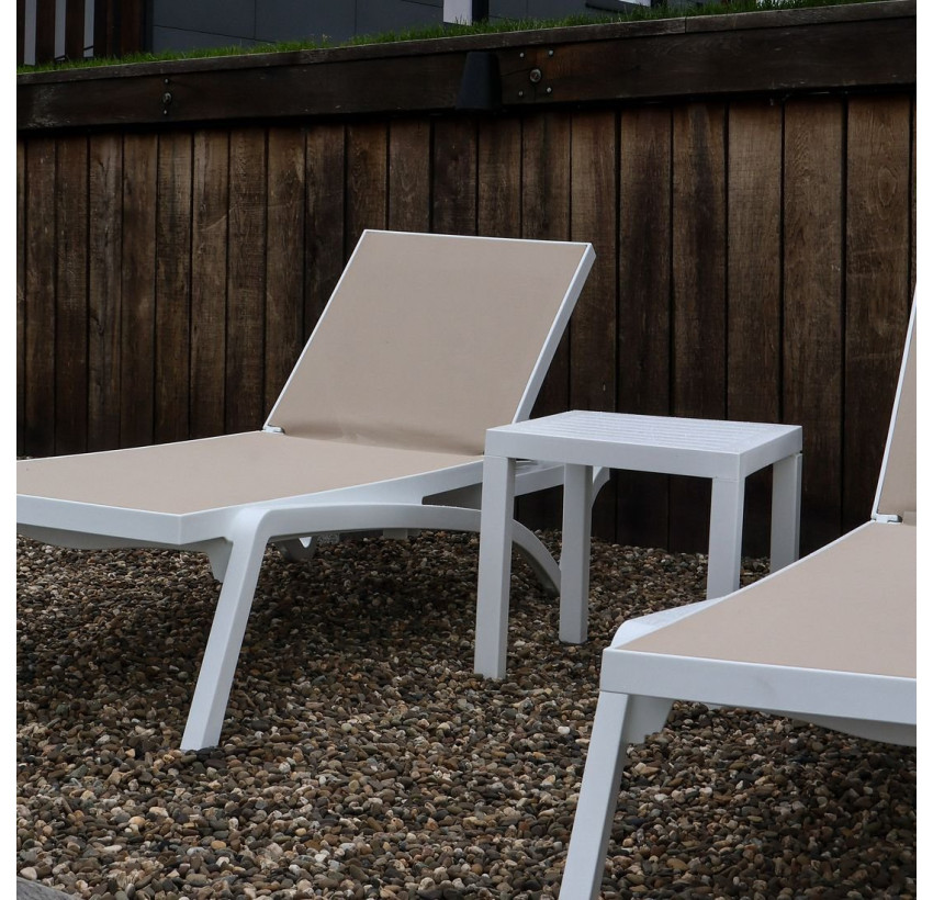 Комплект 2 шезлонга Siesta Pacific + Стол Siesta Ocean Side Table - White Taupe