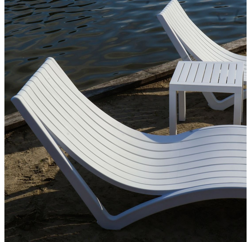 Комплект 2 шезлонга Siesta Slim + Стол Siesta Ocean Side Table - White